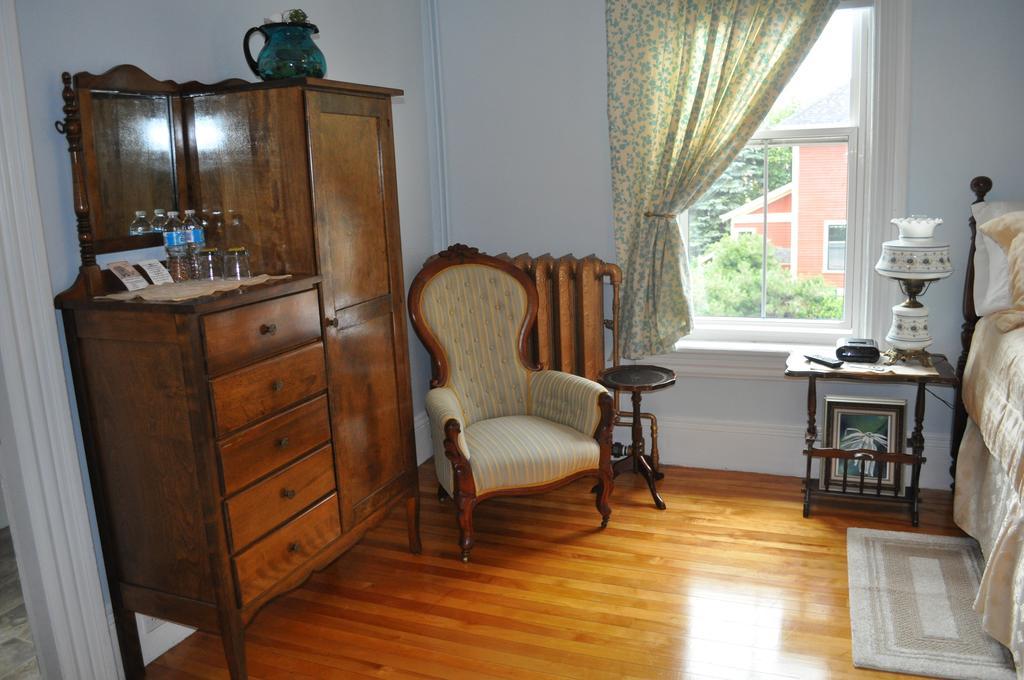 Summerside Inn Bed And Breakfast Pokoj fotografie